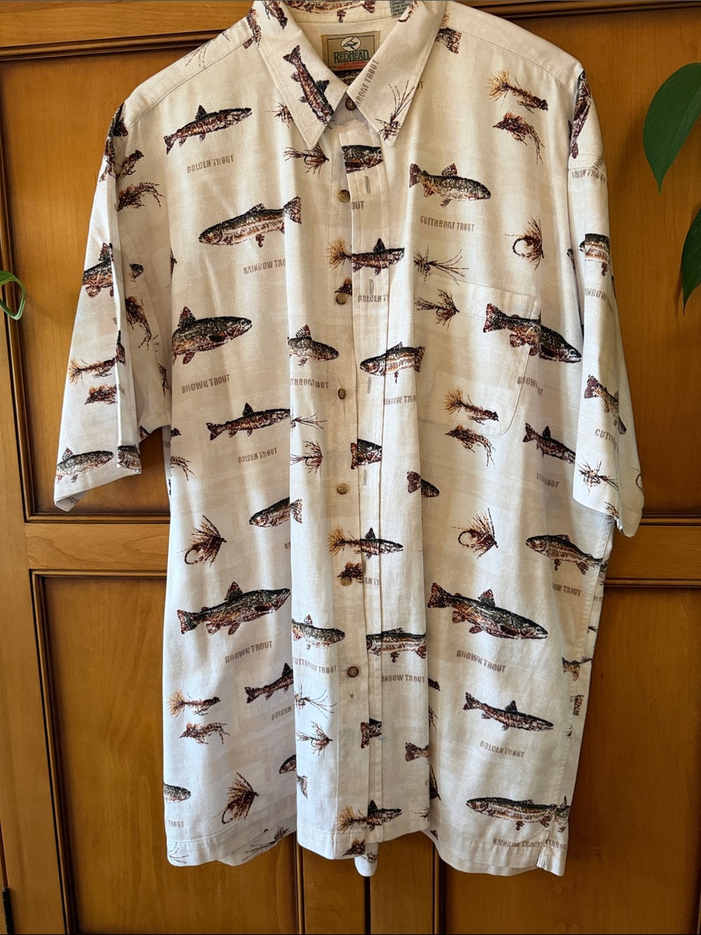 RedHead Cream Short-Sleeve Button-Down Trout Print Shirt